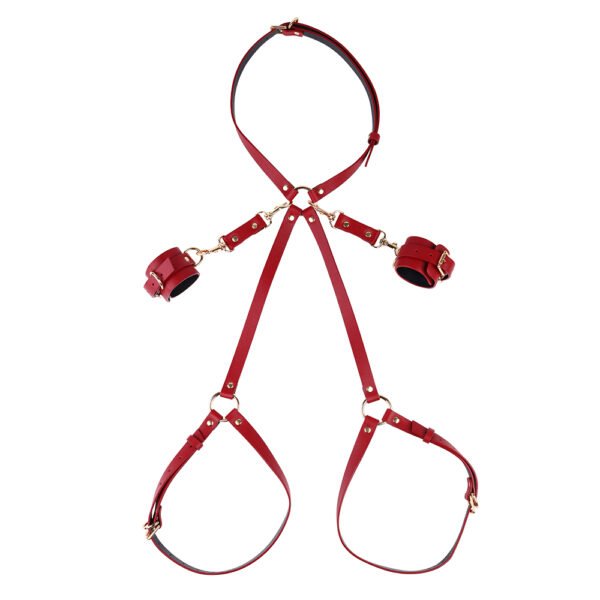 Harness Escarlate
